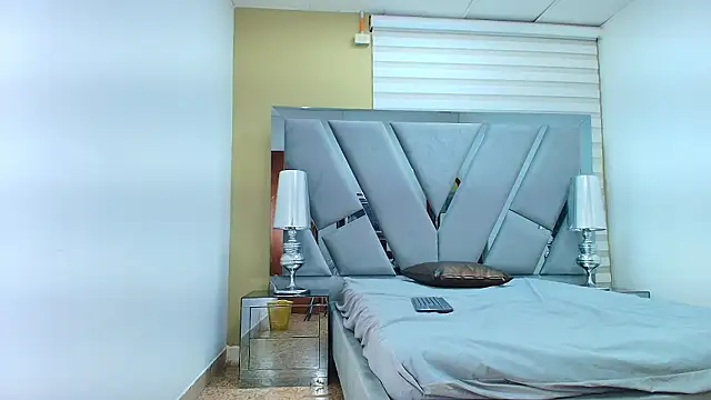 Atenea sexxx online show from March 20, 6:36 am