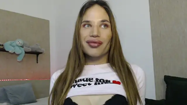 Coco Chanell  online show from January 9, 6:02 pm