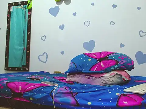 sofia carol online show from July 12, 2:37 am