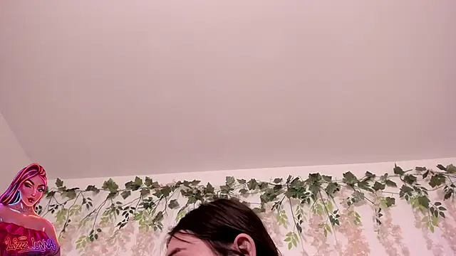 lizz lunna online show from March 20, 10:44 pm