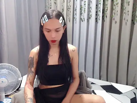 Snapshot of LOVELYMAYUMIE chatting on December 8, 10:52 am LOVELYMAYUMIE online show from December 8, 10:52 am