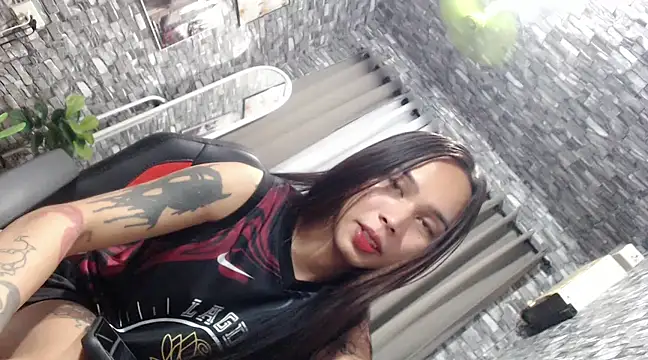 Snapshot of LOVELYMAYUMIE chatting on February 21, 8:06 am LOVELYMAYUMIE online show from February 21, 8:06 am