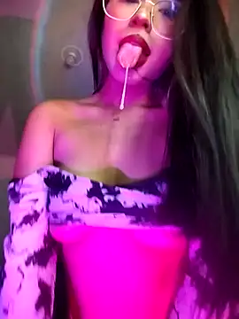 SAAMIIRAA  online show from January 15, 4:55 am