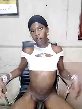 Chocolate Queenxx03 online show from February 5, 10:59 pm