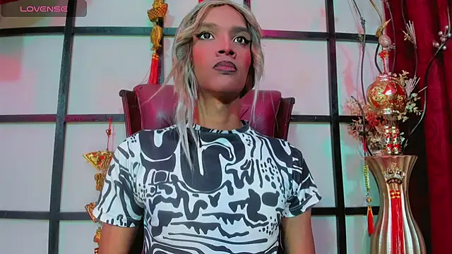 Samantha Ortega  online show from June 2, 11:34 am