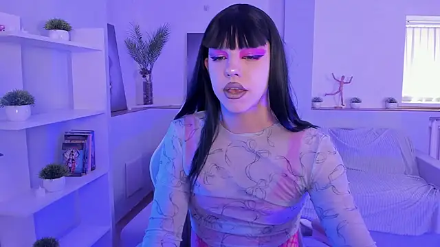 Madison dolly online show from April 11, 8:29 am