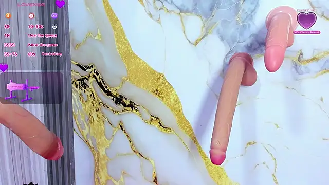 mlucreciasucker303av online show from February 10, 7:43 pm