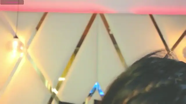 MeelFox online show from March 6, 1:16 pm