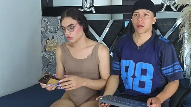 adrian camii online show from March 14, 9:46 am