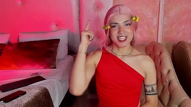 Snapshot of VeronikaBloom_ chatting on February 26, 2:16 am VeronikaBloom online show from February 26, 2:16 am