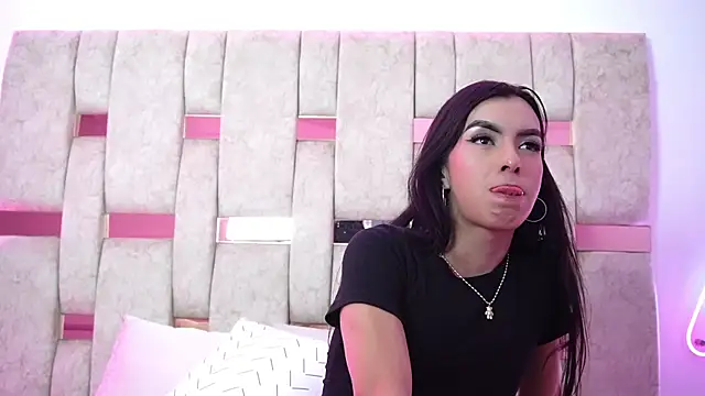 Fernanda thail  online show from March 17, 3:53 am