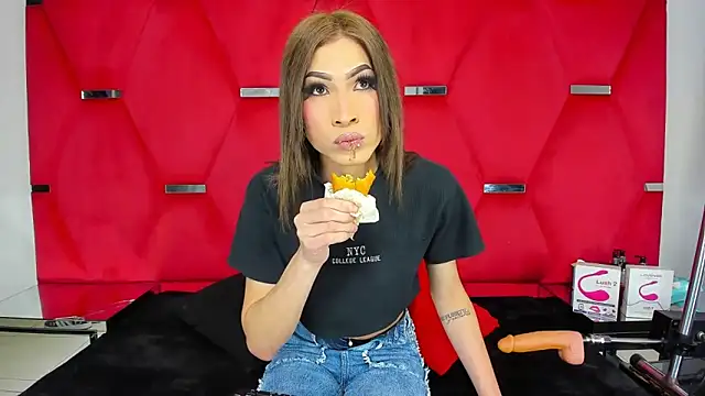 Alicee Grey online show from April 7, 2:29 pm