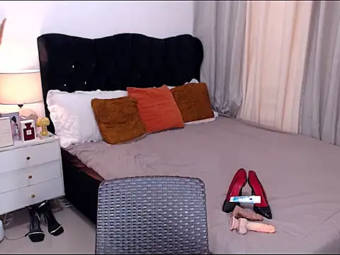 YzaHellsex online show from February 27, 8:26 pm