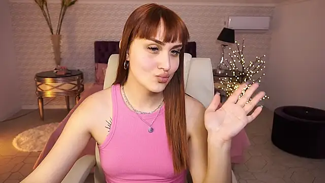 DawnGwin online show from April 11, 1:04 pm