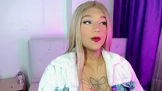 isadoraqueeen online show from April 5, 7:34 pm