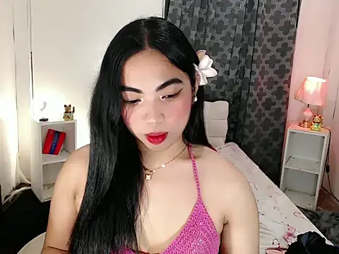 xLinda Walkerx online show from April 4, 7:56 pm