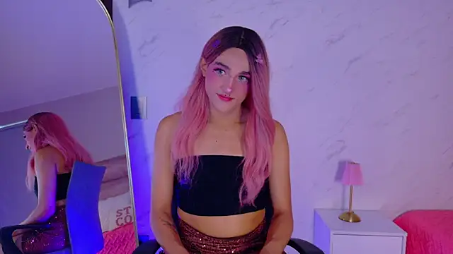 Mikavelvet08 online show from April 17, 10:00 pm