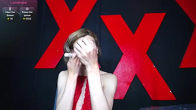 AlanFox1 online show from April 10, 1:39 pm