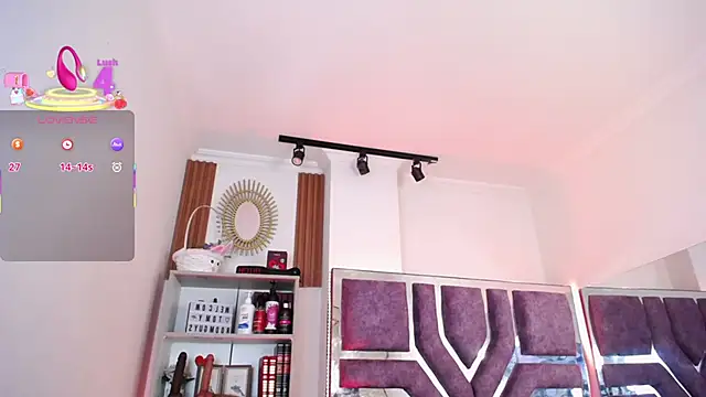 Eva  Walker online show from April 10, 9:31 pm