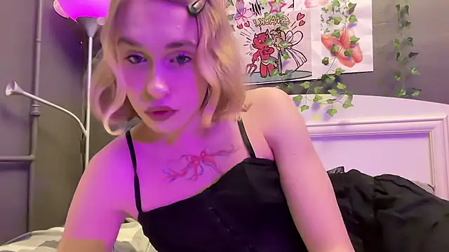 Miss Amy00 online show from July 27, 8:37 pm