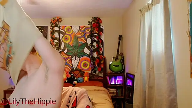 lilythehippie online show from May 29, 6:17 pm