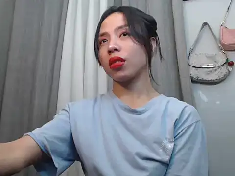 Super Hot BunnyXX online show from July 17, 1:17 pm