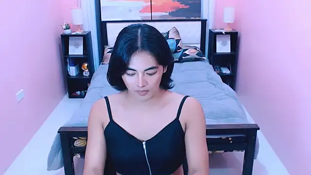 MiamoreAmara69 online show from June 25, 9:19 pm