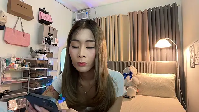 Madylein Holland online show from July 22, 8:18 am