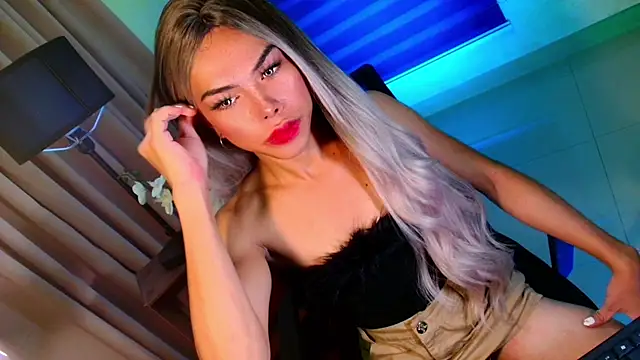 sweetcindycum online show from July 15, 7:35 am