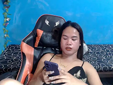 venustheg0ddess online show from April 18, 1:29 am