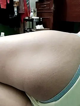 QueenSoreal online show from March 26, 4:54 pm