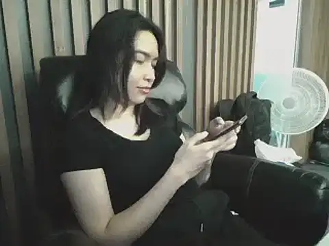 sara kimoo online show from March 14, 7:49 pm