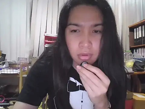sara kimoo online show from October 2, 7:57 pm