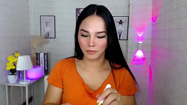 Snapshot of urnaughtydolly69 chatting on October 20, 2:42 pm urnaughtydolly69 online show from October 20, 2:42 pm