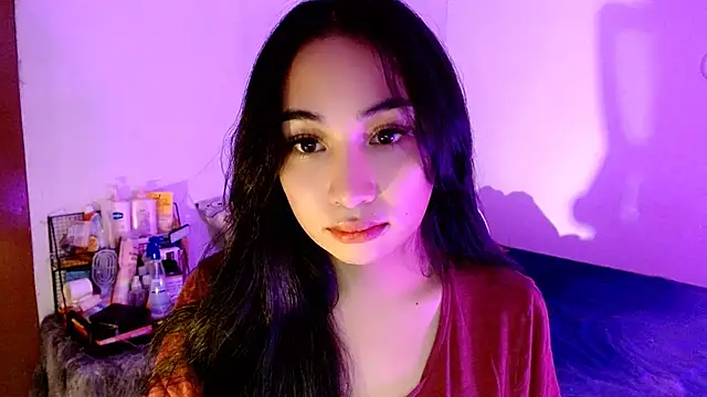 SweetLilly 18 online show from December 5, 12:22 pm