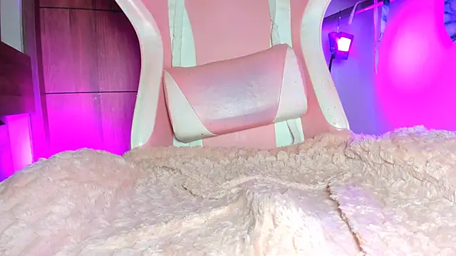 KataFerreira777 online show from October 23, 1:09 am