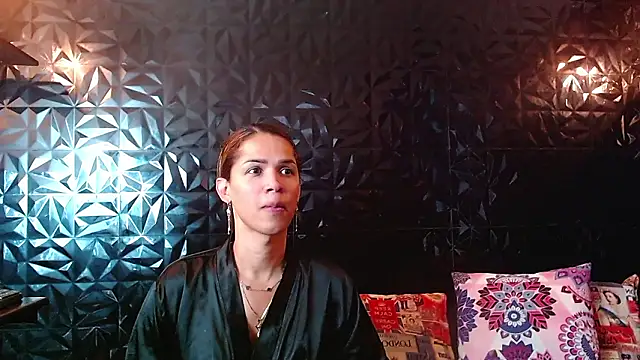 PINK  LOLA1 online show from March 23, 10:15 pm