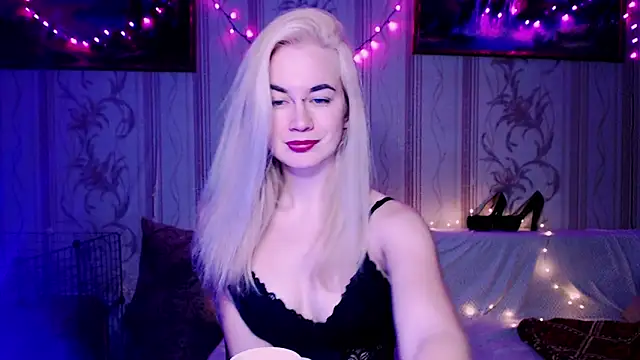 xxxcharismaaa online show from February 2, 8:08 pm