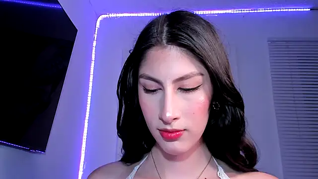 valeria gonzales  online show from March 23, 12:04 am