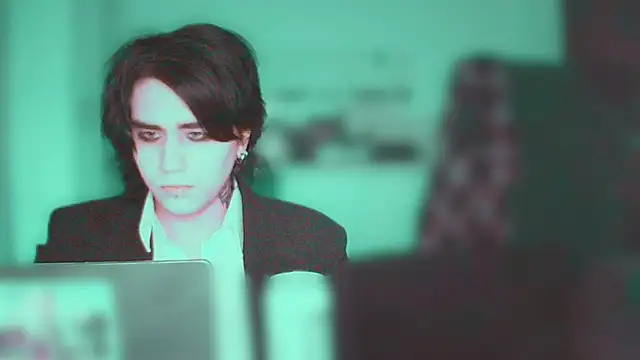 sademobeer online show from April 8, 6:58 am