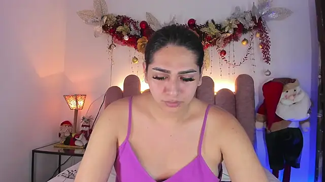Snapshot of ISABELLASSMITH chatting on December 19, 9:38 pm ISABELLASSMITH online show from December 19, 9:38 pm