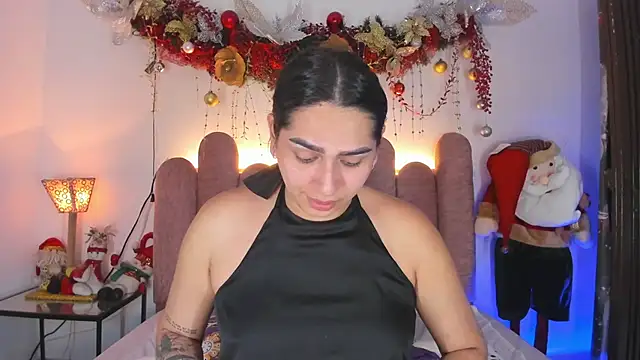 Snapshot of ISABELLASSMITH chatting on December 29, 10:03 pm ISABELLASSMITH online show from December 29, 10:03 pm