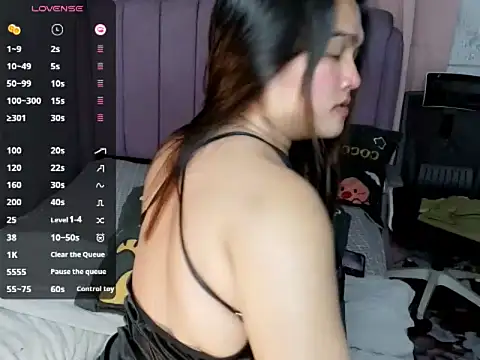 MoaningKylie online show from February 25, 3:55 am