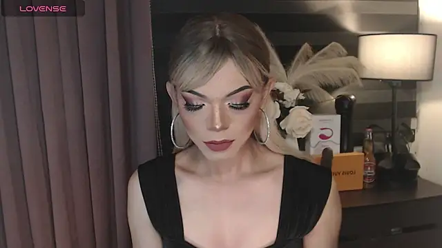 HugecockAlexa online show from September 15, 10:09 am