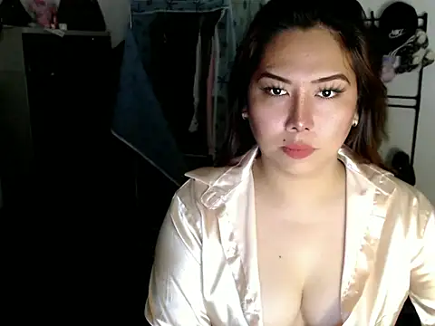 urqueendominant online show from December 22, 3:44 am