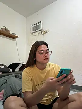 MarieLoveGlamorous online show from February 19, 2:24 pm