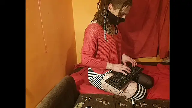 Snapshot of Lillisissi chatting on March 5, 1:28 am Lillisissi online show from March 5, 1:28 am