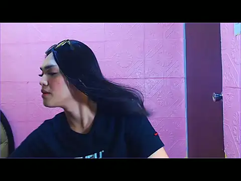 Snapshot of WONDERWOMAN2023 chatting on October 24, 12:04 am WONDERWOMAN2023 online show from October 24, 12:04 am