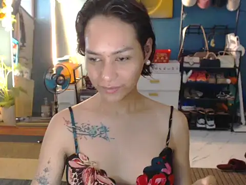 BonaBarrameda online show from June 23, 5:48 am