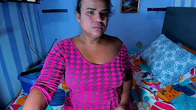 luciana osorno online show from February 11, 10:50 pm